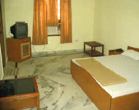 club platinum asauda room